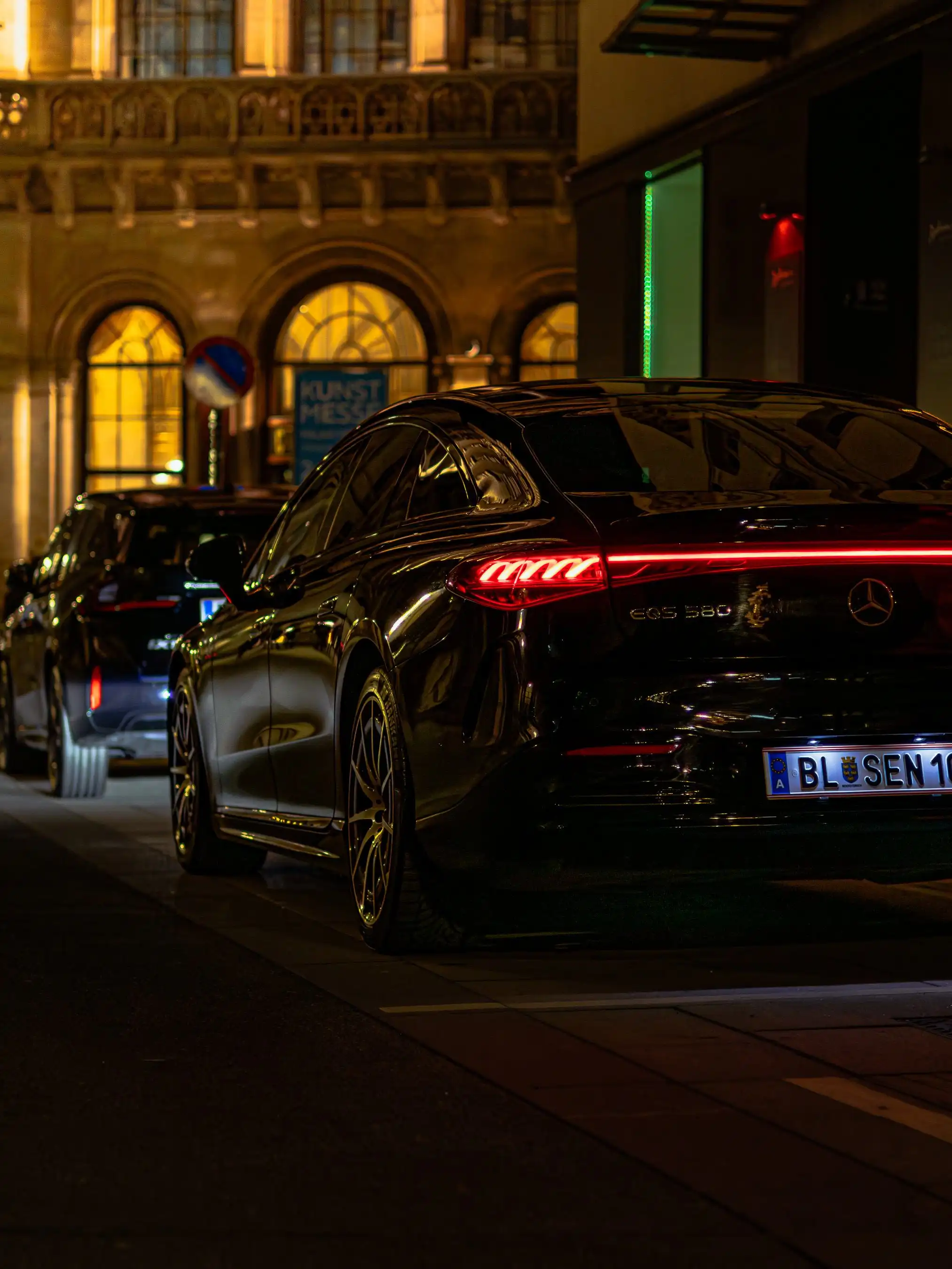 Mercedes EQS mit Chauffeur